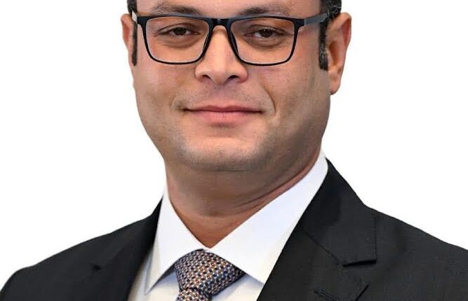 المهندس شريف الشربيني، وزير الإسكان والمرافق والمجتمعات العمرانية