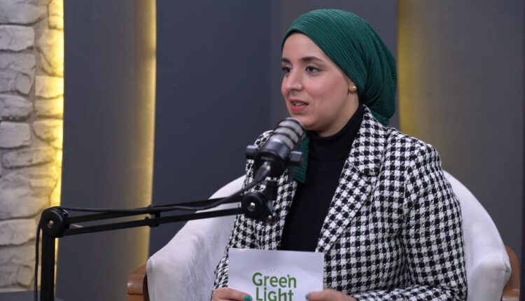 الدكتورة شيماء البدوي، خبيرة الاستدامة ومقدمة Green Light Podcast،