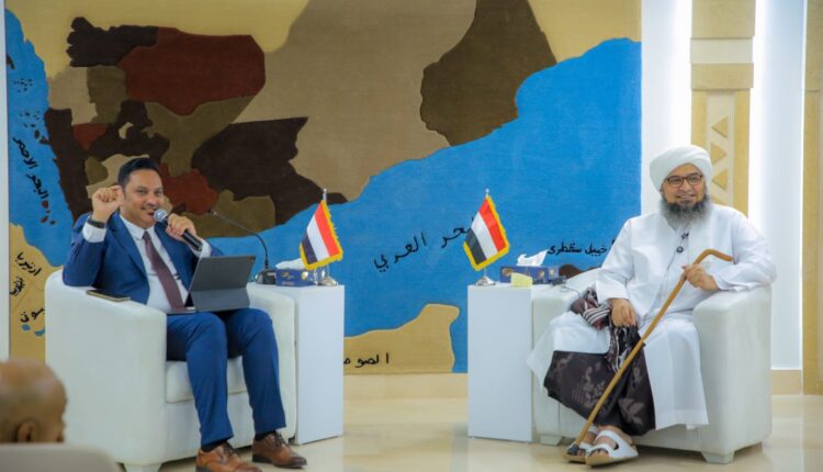 من أرض الحكمة إلى آفاق النهضة ندوة فكرية في السفارة اليمنية بالقاهرة تبحث دور القيم الدينية في بناء الأوطان