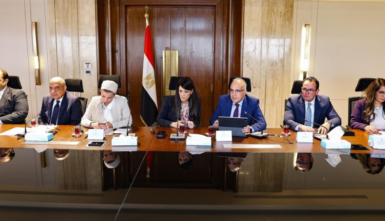 المشاط: تنسيق حكومي موسع لتنفيذ المرحلة الثانية من آلية تعزيز استقرار الاقتصادي