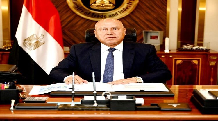 الصناعة تعلن طرح 1800 قطعة أرض مكتملة المرافق في 20 محافظة