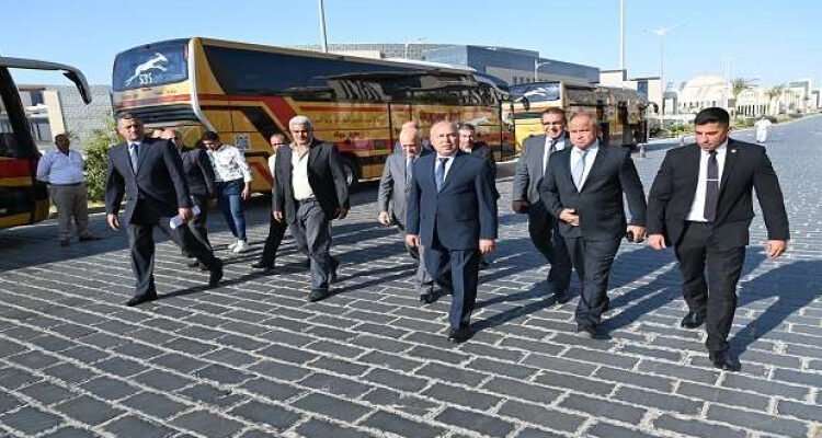 وزير الصناعة والنقل: حريصون على تعظيم التعاون مع شركات القطاع الخاص لتطوير أسطول نقل الركاب