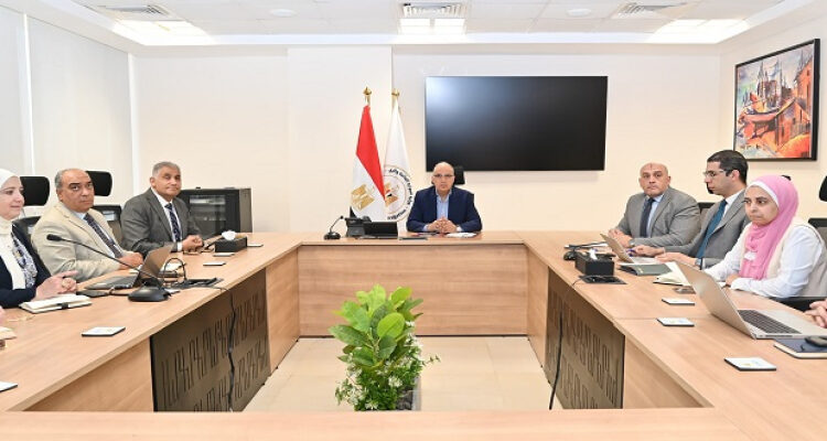 وزير الرى يتابع موقف “مشروع إدارة مياه دلتا النيل” والإعداد لإطلاق المرحلة الثانية من المشروع