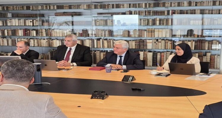 وزير التعليم العالى يبحث بأمستردام تعزيز التعاون مع “إلسيفير” لدعم الجامعات المصرية والتحول الرقمى